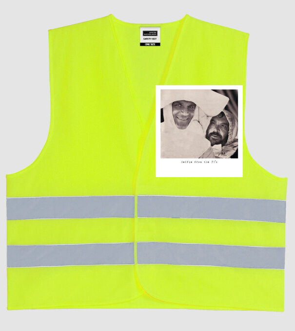  minta neonsárga pólón